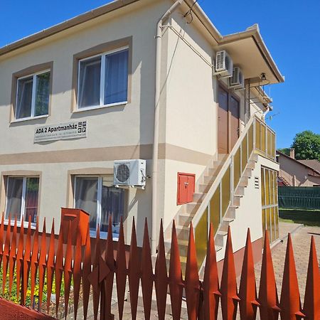 Ada 2 Apartmanhaz Hajdúszoboszló Extérieur photo