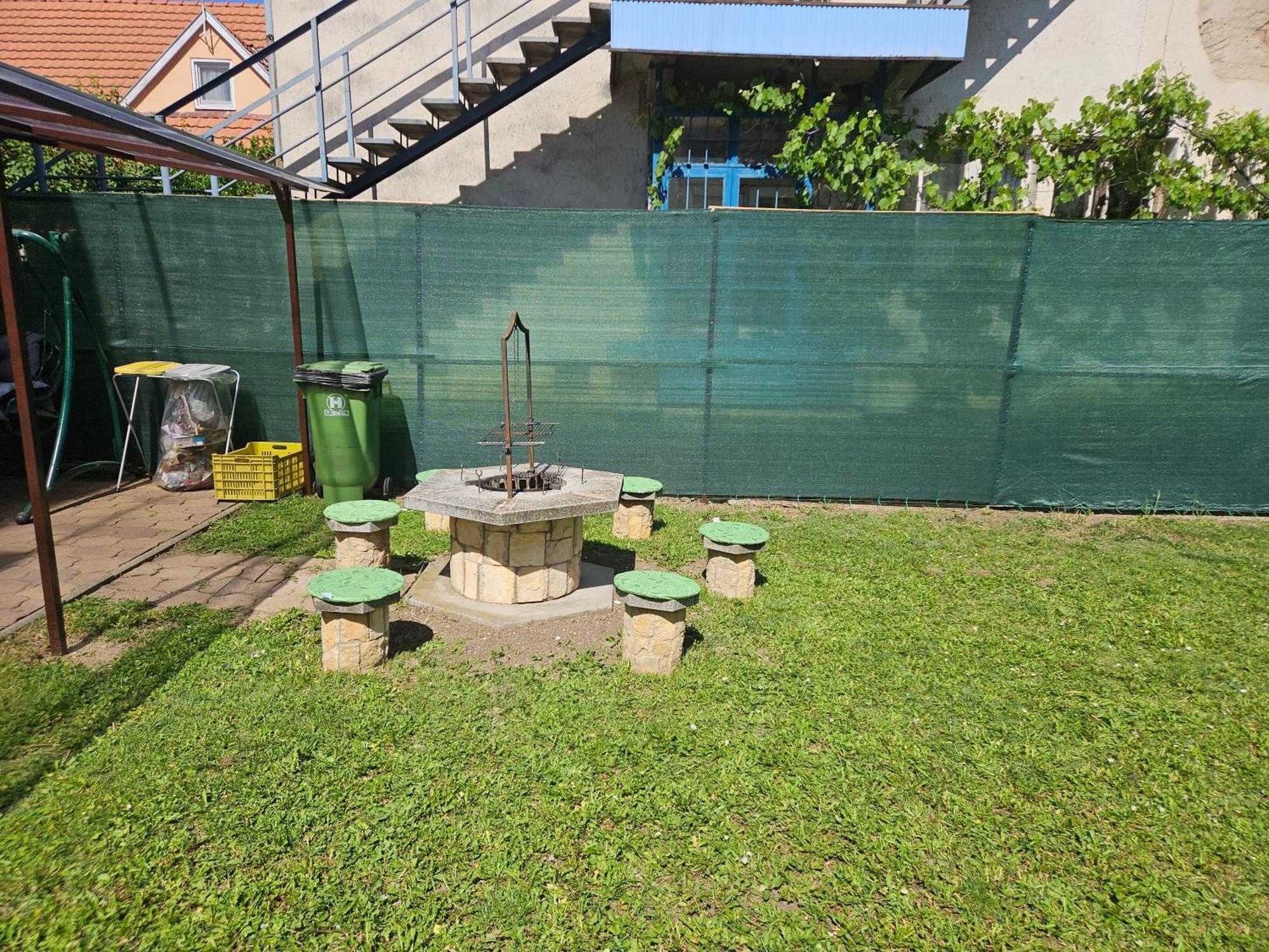 Ada 2 Apartmanhaz Hajdúszoboszló Extérieur photo