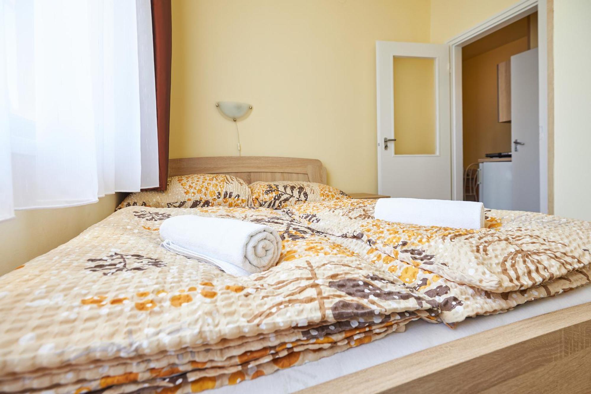 Ada 2 Apartmanhaz Hajdúszoboszló Extérieur photo