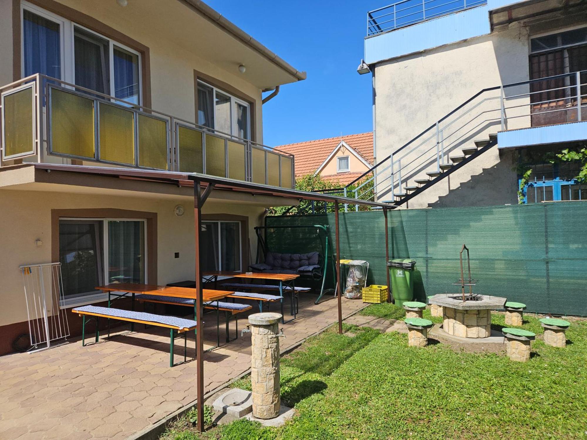 Ada 2 Apartmanhaz Hajdúszoboszló Extérieur photo